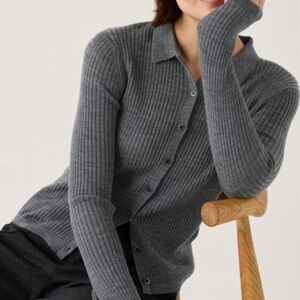 Uniqlo Gray Ribbed Polo Shirt